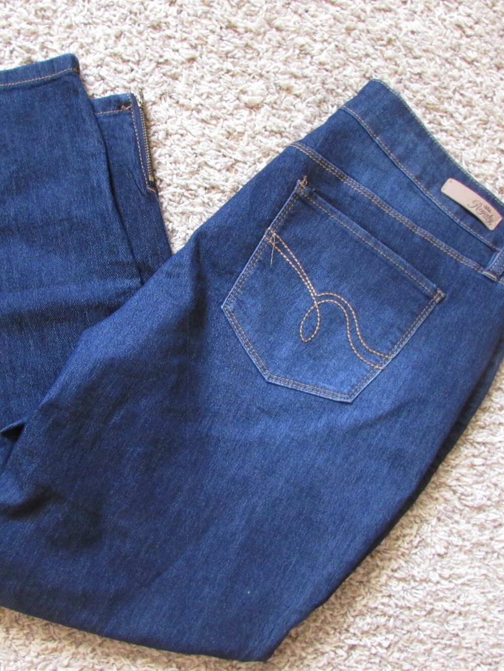 NWOT Royalty 14 Stretch Dark Blue Zip Ankle Jeans Whiskered